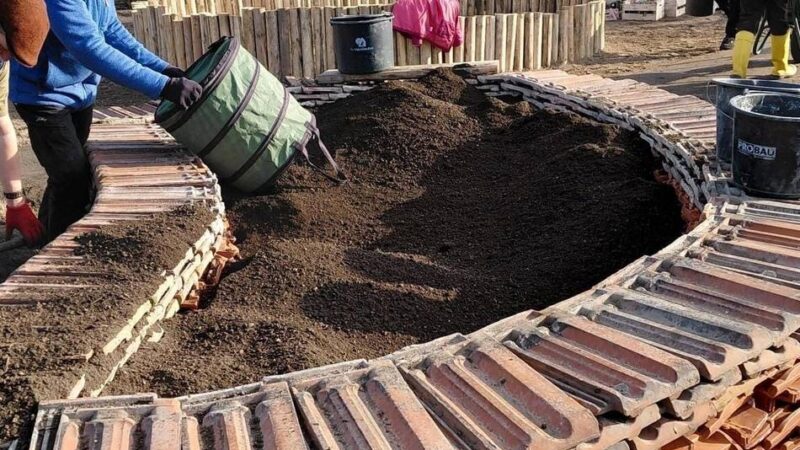 Mitmachverein „Grünes Herz“ Neuss: Baustart im ersten Mitmachgarten der Landesgartenschau