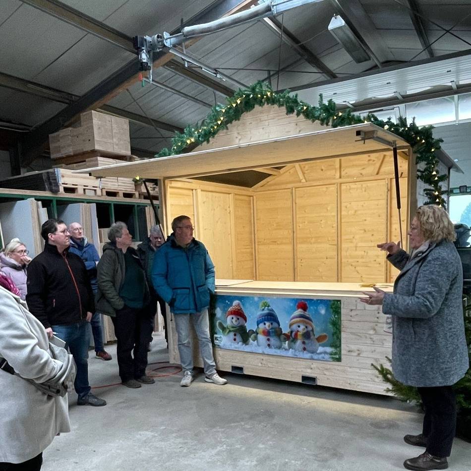 Olfen stellt Musterexemplar vor: Xantener Weihnachtsmarkt bekommt neue Hütten