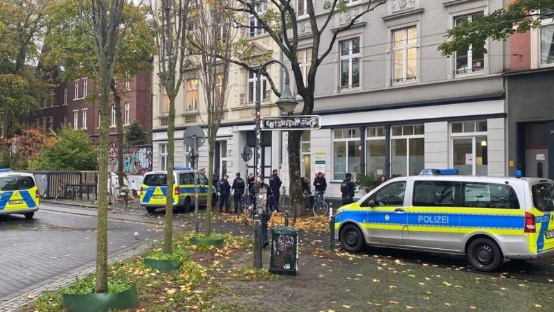 Drogenzentrum in Düsseldorf-Flingern: Frust in Flingern nach Elternabend ohne OB Keller
