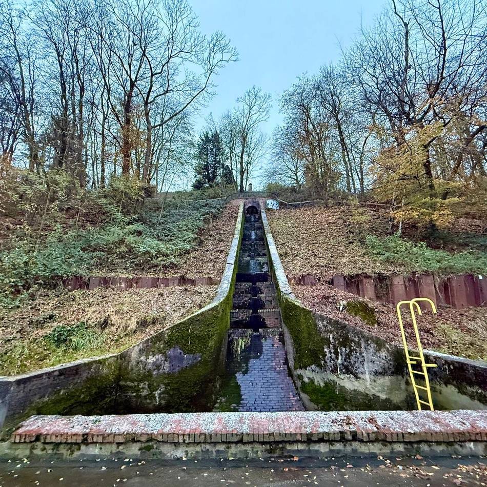Großprojekt in Kleve: Rodungen für neuen Wirbelfallschacht am Kermisdahl laufen an