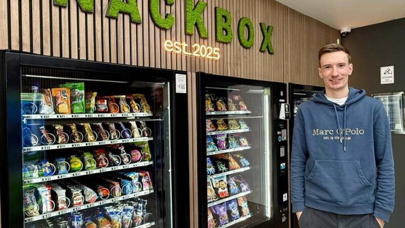 An der Kavarinerstraße in Kleve: Snackbox expandiert weiter – dritter Automatenkiosk eröffnet