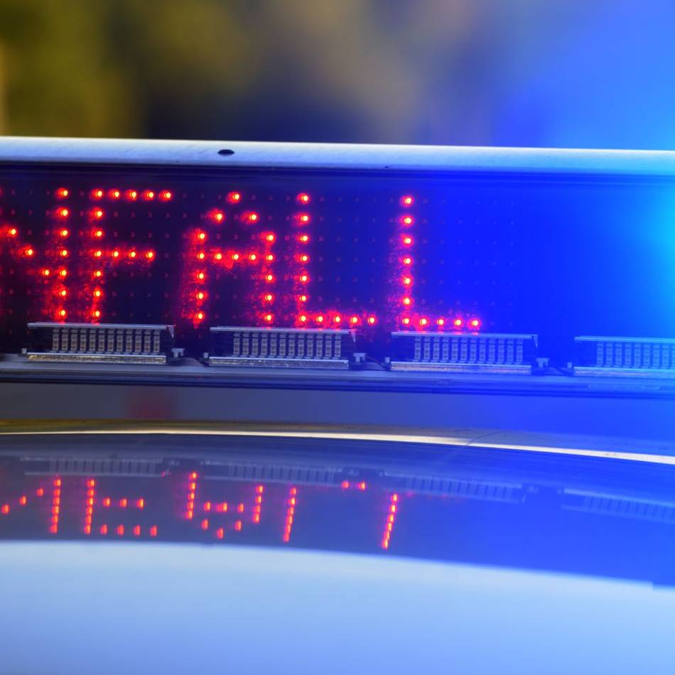 Eine schwer verletzte Person: A3 Richtung Köln nach Unfall bei Duisburg voll gesperrt