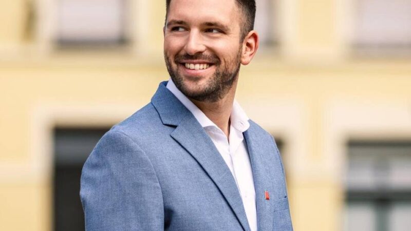 Nach 100 Tagen als Rheinbergs Bürgermeister: Philipp Richter sieht die Stadt auf einem guten Weg