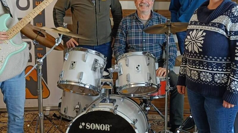 „Open Stage“ in Rheinberg: Band-Campus bringt zwei Bands auf die Bühne des To Hoop in Alpsray