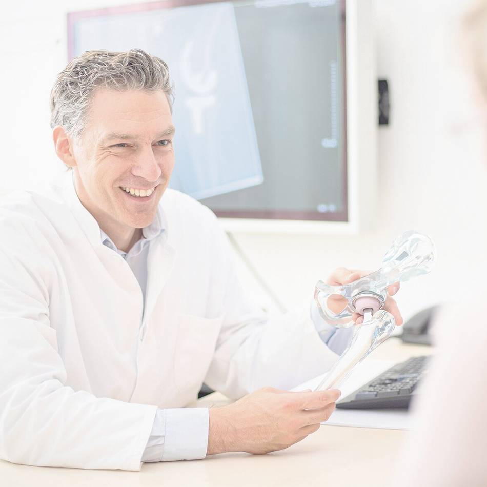 Gesundheit in Meerbusch: Experte erklärt, wann eine künstliche Hüfte sinnvoll ist