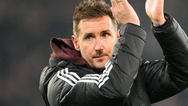 „Wollen den Klub weiterentwickeln“: Klose verlängert Vertrag beim 1. FC Nürnberg