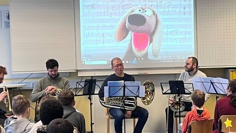 Gemeinschaftsgrundschule Breyell: Dacklkonzert im Klassenzimmer