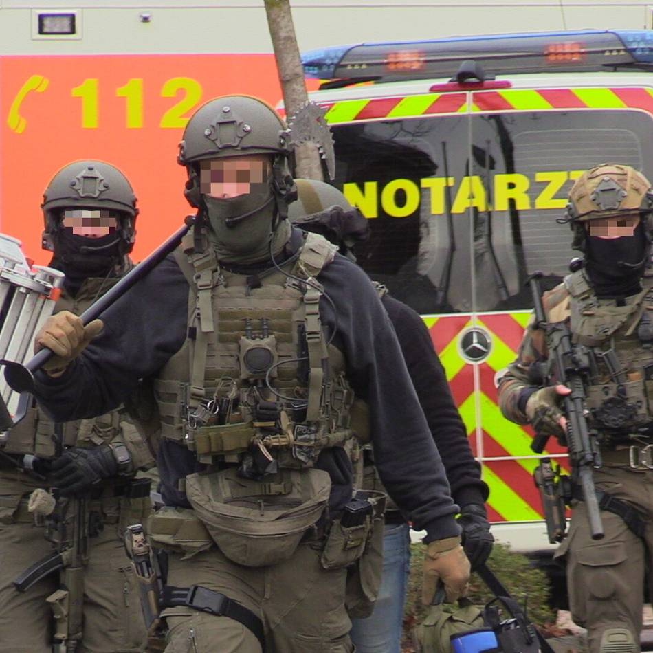 SEK-Einsatz in Willich: Mann bedroht Rettungskräfte