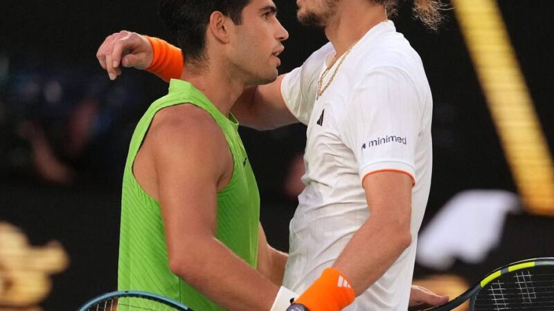 Dramatische Halbfinals in Melbourne: In XXL-Highlight-Videos: Alcaraz ringt Zverev nieder, Djokovic wirft Sinner raus