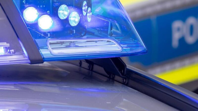Polizei hofft auf Zeugenhinweise: Schwarzer Audi in Rheinberg gestohlen