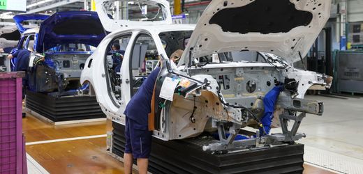 BMW macht nur etwas weniger Gewinn