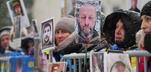 Ukraine-Krieg: Kiew und Moskau tauschen 300 Kriegsgefangene aus