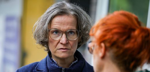 NRW-Ministerin Ina Scharrenbach: Digitalisierung unter Scharrenbach bleibt auf der Strecke