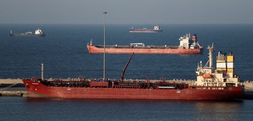 Iran-News heute: Iran lässt offenbar weitere Schiffe durch die Straße von Hormus