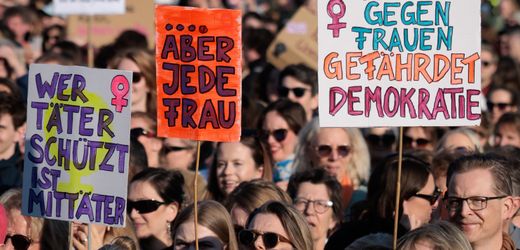 Collien Fernandes: Tausende in Berlin bei Demo gegen digitale sexuelle Gewalt