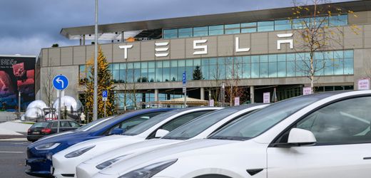 Tesla: IG Metall ficht Betriebsratswahl in Grünheide an