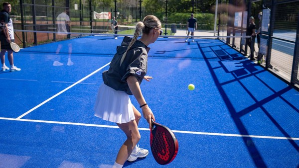 Trendsport: Erster Padel-Platz in Velbert soll im Sommer endlich fertig sein