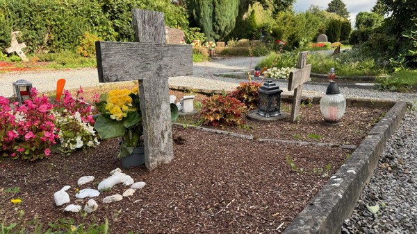Friedhofssatzung in Velbert: Fraktionen fordern mehr Spielraum für Grabgestaltung