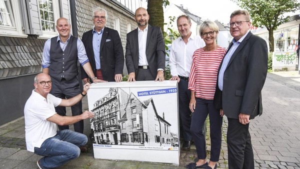 „Beschmiert und hässlich“: Velberterin hat Idee für Stromkästen