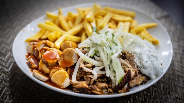 Taxiteller in Velbert: Diese fünf Imbisse servieren den Ruhrgebietsklassiker