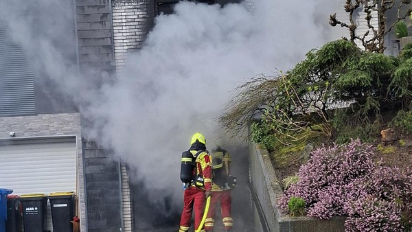 Feuer in Heiligenhaus: Einfamilienhaus ist unbewohnbar