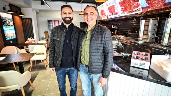 Alter Name, neue Gesichter, neuer Döner: Velberter Kebaphaus eröffnet jetzt