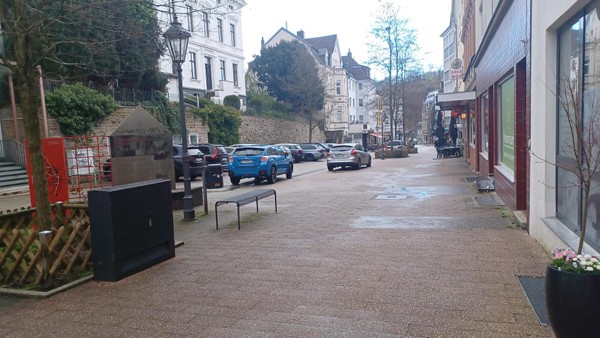 Eine Spielstraße in Velbert: „Donnerstags drehen hier manche Autofahrer am Rad“