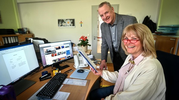 Velberter Schulsekretärin sagt „Tschüss“: Jetzt geht‘s ab ins Gefängnis