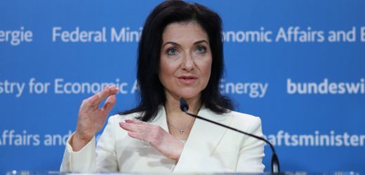 Benzin und Diesel: Katherina Reiche spricht sich gegen weitere Tankstellen-Regulierung aus