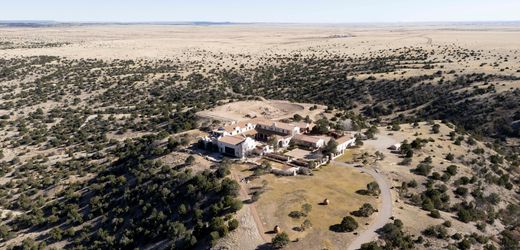 Jeffrey Epstein: Seine »Zorro Ranch« in New Mexico wird durchsucht