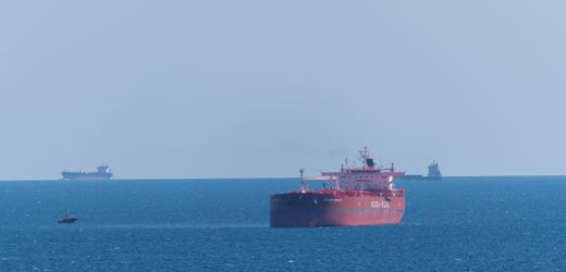 Schwarzes Meer: Tanker mit Öl aus Russland explodiert