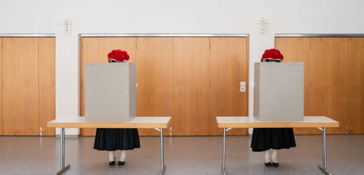 Wahl in Baden-Württemberg: Spitzenkandidaten geben ihre Stimmen ab