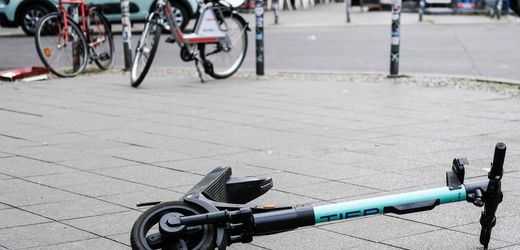 E-Scooter: Vermieter-Firmen sollen bei Unfallschäden haften