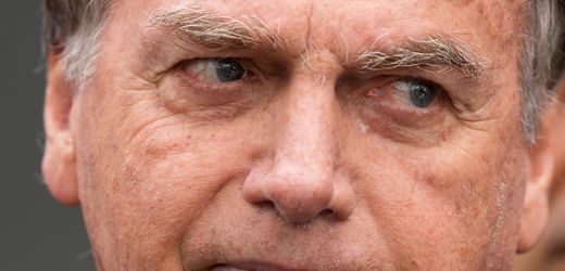 Jair Bolsonaro: Brasiliens Ex-Präsident auf Intensivstation eingeliefert