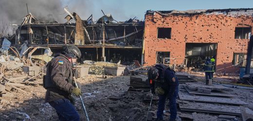 Ukraine: Tote und Verletzte nach schweren Luftangriffen Russlands