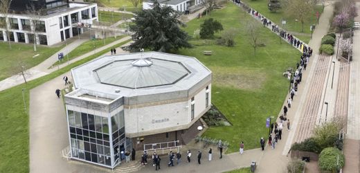 Meningitis in England: Hunderte Briten in Canterbury sollen vorbeugend Antibiotika nehmen