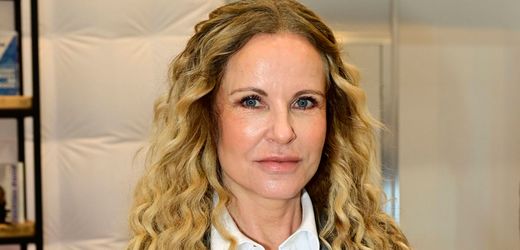 Katja Burkard: RTL-Moderatorin verschiebt Live-Auftritte nach Tod ihrer Mutter