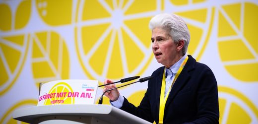 FDP: Marie-Agnes Strack-Zimmermann sorgt sich um Partei