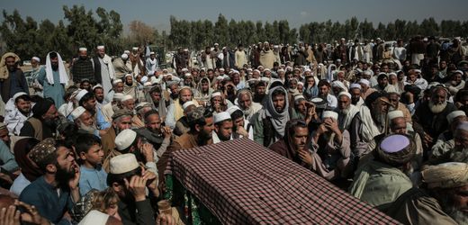 Pakistan und Afghanistan: Dutzende tote Zivilisten in Konflikt