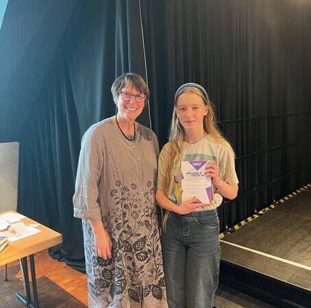 Kreisentscheid in Dinslaken: Beste Vorleserin im Kreis Wesel-Süd kommt aus Neukirchen-Vluyn