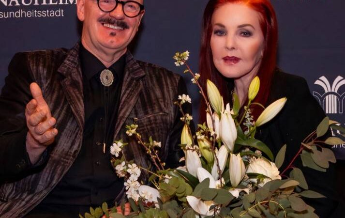 Begegnung mit einer Ikone: Friseur aus Dinslaken trifft Priscilla Presley in Bad Nauheim
