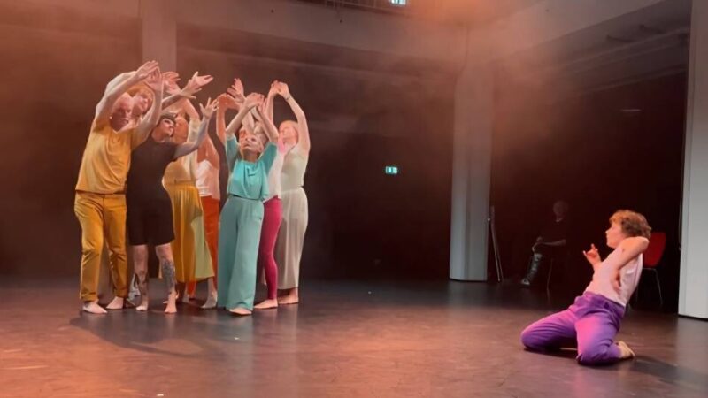 Tanzprojekt der Hochschule in  Krefeld: „Mein Körper ist eine Sammlung voller Teile“