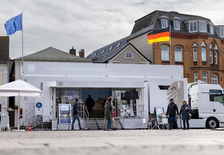 Vom 15. bis 17. März: Infomobil des Bundestags kommt nach Viersen