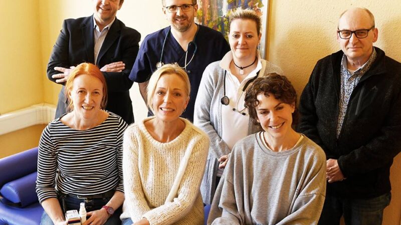 Medizinische Versorgung in Neuss: Im Café Ausblick gibt es jetzt eine Praxis für Obdachlose