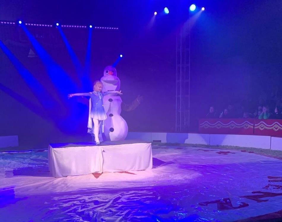 Das Zelt steht am Kapaunenberg: Familienzirkus Max Renz in Emmerich – Freitag ist Premiere