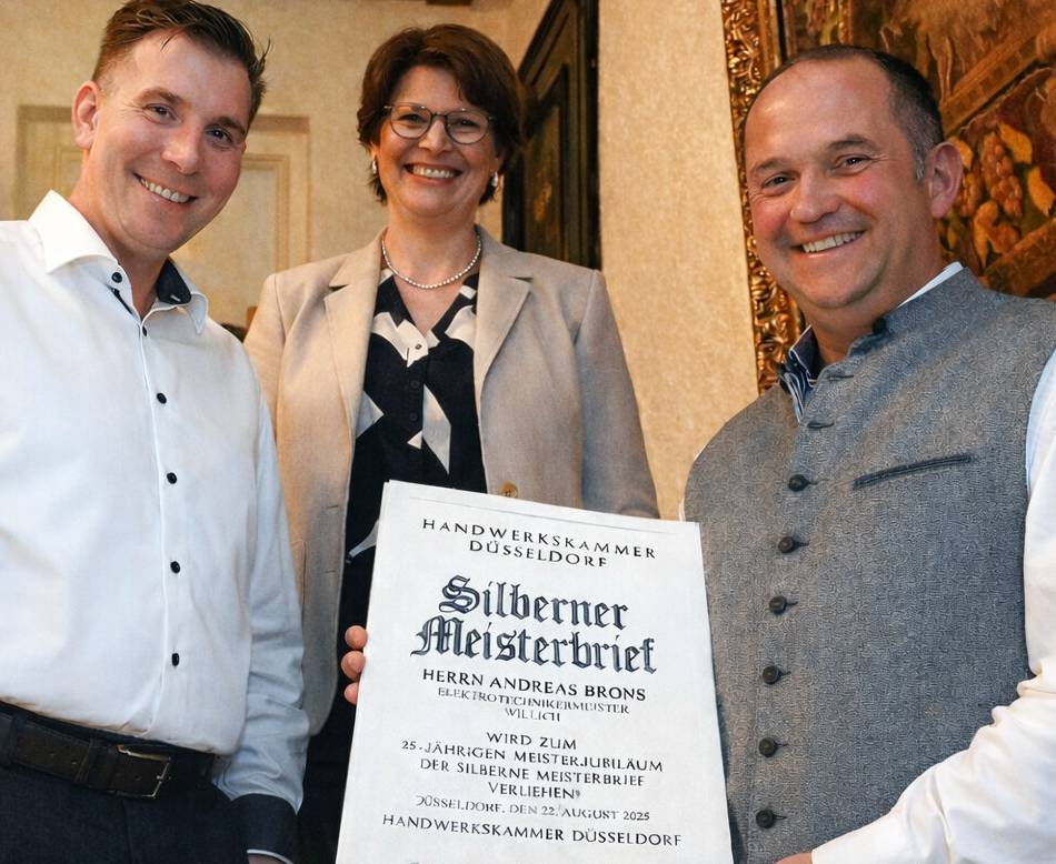 Silberner Meisterbrief für Anrather: Elektrotechniker Andreas Brons ist seit 25 Jahren Meister