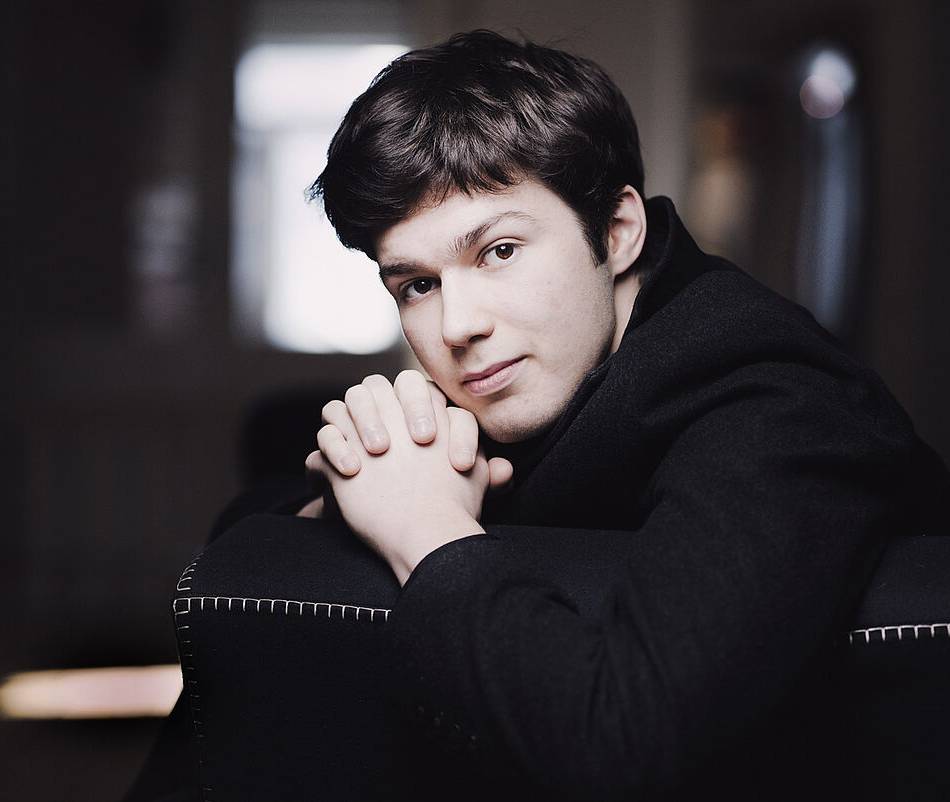 Klassische Musik in Rheinberg: Aufstrebender Pianist bringt Chopin in die Stadthalle