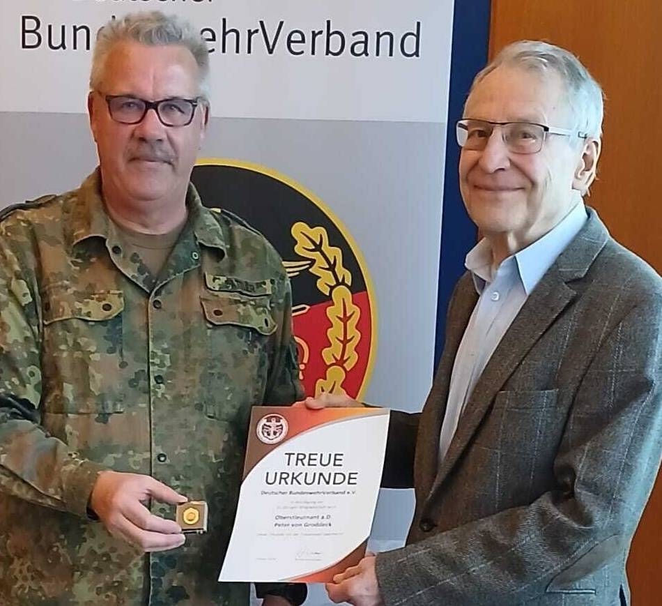 Auszeichnung für Gocher mit 88 Jahren: Peter von Groddeck geehrt vom Bundeswehrverband