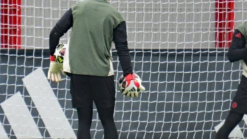 FCB-Torwartroulette in der Champions League: Urbig wohl startklar – kein Bayern-„Larifari“ gegen Bergamo