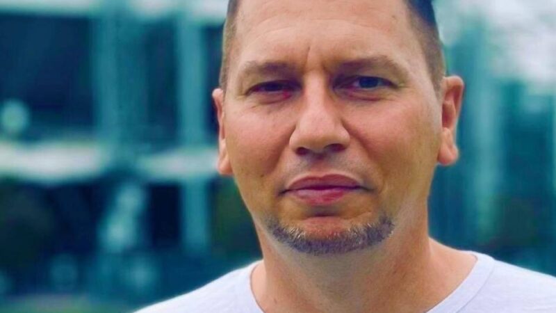 Kooperation mit Borussia Mönchengladbach: Dirk Dillenberger liest in der Grabeskirche St. Josef